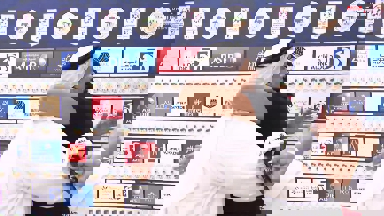 qiajg52e6 2155393